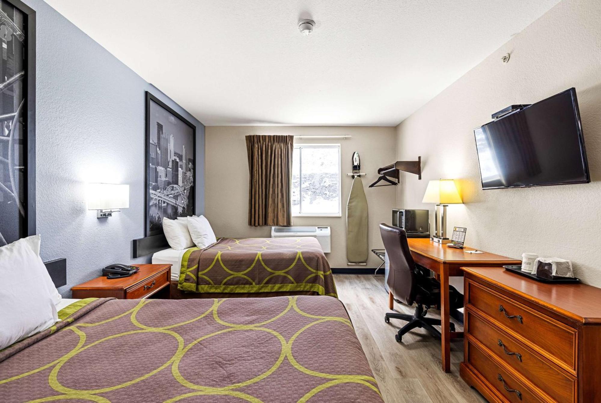 Super 8 By Wyndham Pittsburgh/Monroeville Exterior foto